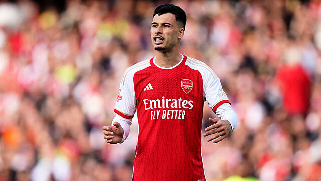 Newcastle United katkaisi Arsenalin voittosarjan